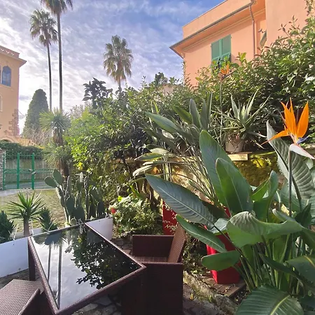 Casaviva - Lovely Trilo In Nervi With Parking Апартаменты *